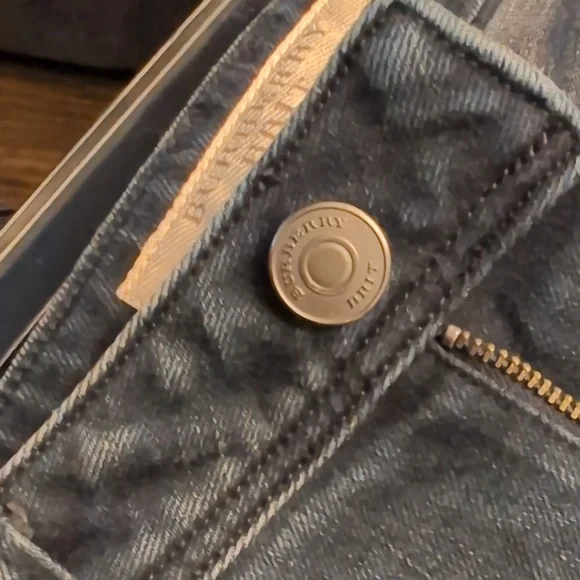 Women's Burberry Brit Skinny Low Rise Size W 28 Jeans- Denim